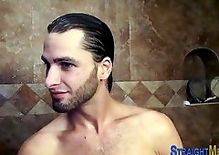 Showering straighty cums