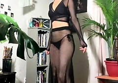 Cute amateur brunette naughty in solo jerking show on camera