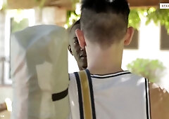 The gigantic photo vignette four