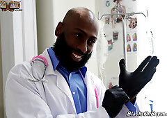 JJ Lake gets into treatment Aiden Langston's tight booty