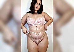 Amber is pure temptation soft eyes, warm moves and a slow tease that pulls u in deeper with each second. See her this babe knows exactly how to make u