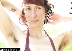 Shaggy mother I'd like to fuck Shows Body