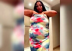 Glamorous big beautiful woman Flashes Her Massive 42 F tities in public Full Movie on Onlyfans @melonmamas