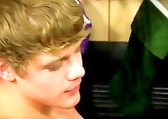 Old gay porn fucking penis Anthony Evans is about to get the kind of