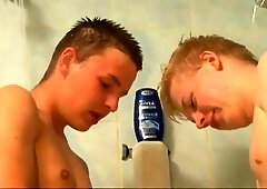 2 Twinks' Cockfight in the Shower Caught on Voyeur Cam9999