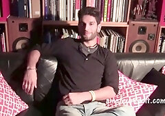 Hairy guy, straight guy, amateursdoit