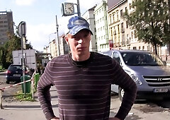 Amateur Czech dude jerks off in the stairwell