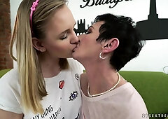 Lesbian Granny Pixie Gets Pussy And Butthole Licked - Lucette Nice