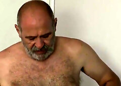 Super-Naughty daddy bangs guy