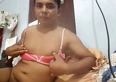 Unexperienced, solo, desi gay