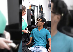 Camsoda-Hairdresser tugging ebony prick