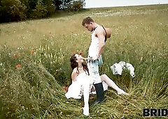 BRIDE4K. Her fiancé was so boring so that babe decided to run away and suck a stranger’s knob in the field