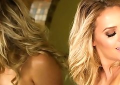 Mia Malkova has beautiful sex on the bathroom floor