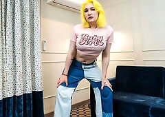 UK TGIRLS - Icy Diamond Nice Performance With Her Dildo