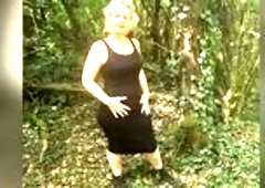 I Get Caught by a Peeker Whilst This guy Bangs My Older mother I'd like to fuck Twat