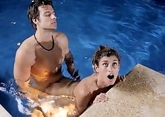 Horny babe got her hairy pussy licked