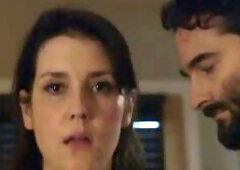 2016. Actress. Chick. Large natural titties. Brassiere. Brunette Hair. Caucasian. Celeb. Cowgirl. Curvy. Sexy. Giving A Kiss. Kiwi. Melanie Lynskey. m