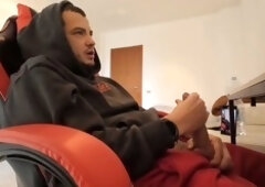 Solo male, fit guy, web cam