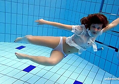 UnderwaterShow Video: Zuzanna