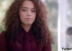 Anal Loving Willow Impresses Her Would Be Recent Boss