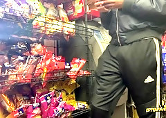 LATE NIGHT DOMINICAN BAIT