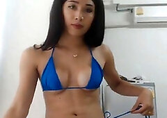 Big Cock Ladyboy Jerking Off on Cam