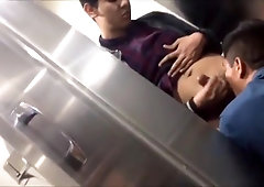 Good Fun In Toilets 1