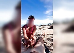 SHLONG FLASH ON PUBLIC BEACH - Stranger caught me Jerking and Helps Me Cum!!