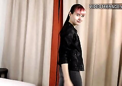 eighteen year Luna does her 1st porn casting