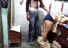 Steamy salad tossing with busty Indian aunty Durgaxxxhot