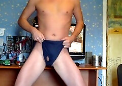 super-sexy gams and games with a cucumber