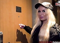 EroCom.tv - Here u will discover a woman. The 1st erotic community where normal chicks ask dudes for a sex date. Try it for free