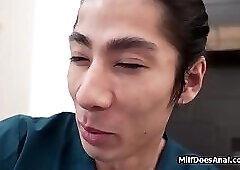 Intern practices deep anal on big tit