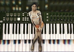 Jugs Dame Dancing Vid