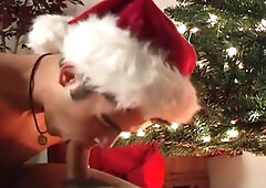 Yummy Young Guys Irrumation Under The Christmas Tree