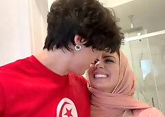 Alina Angel Loves to get Her Pussy Eaten