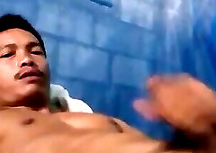 thai pattaya gay boy shooting his loads