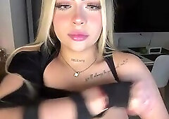 Mia White Pink