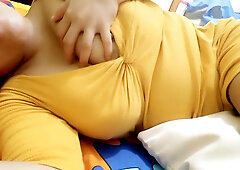 Tetas Grandes - Interesting Hot Old Girl Starts In Porn!! Mature Touches Her Big Tits