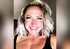 Blonde emo amateur solo masturbation