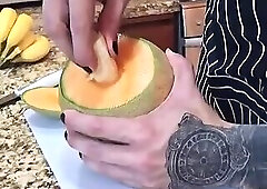 cooking with daddy´s cock