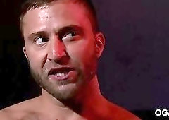 JR Bronson dominated by a well-built guy