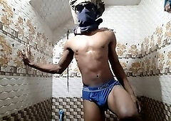 Burly 18-year-old lad masturbates and ejaculates while posing with assets