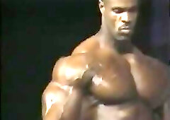 Paul Dillett Sexy Posing @ 1994 Mr Olympia