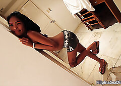 Skinny Filipina whore fucks her client