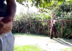 Risky tugjob for a sexy honey in the park!