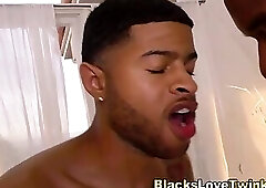 Amateur sucks black dongs and gets plowed