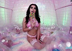 Cutie Ritchie unshaved juicy cunt coarse soaked ride