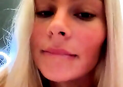 ThatYoungBlonde Nude Sucking Roulette Livestream Onlyfans