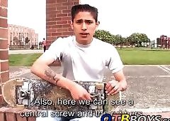 Juan Carlos enjoys wanking his dick